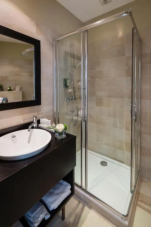 La Place Hotel Antibes 3*,  France